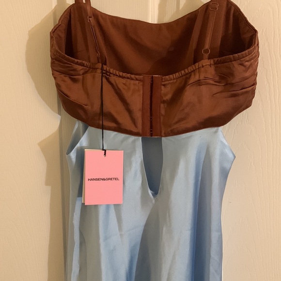 Two tone dress - Picture 11 of 13